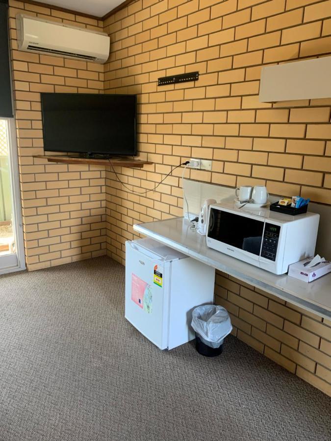 Hopetoun Community Hotel Motel Exterior photo